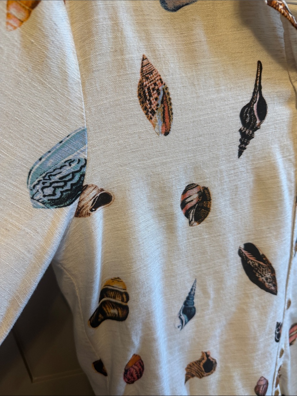 Jane and Delancey, Button down Shell blouse - Picture 3 of 5